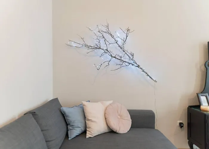 Marvelous 2 Bedrooms Flat Near To Hauptbahnhof Διαμέρισμα *