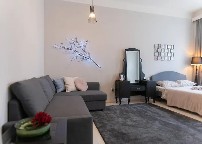 Marvelous 2 Bedrooms Flat Near To Hauptbahnhof *